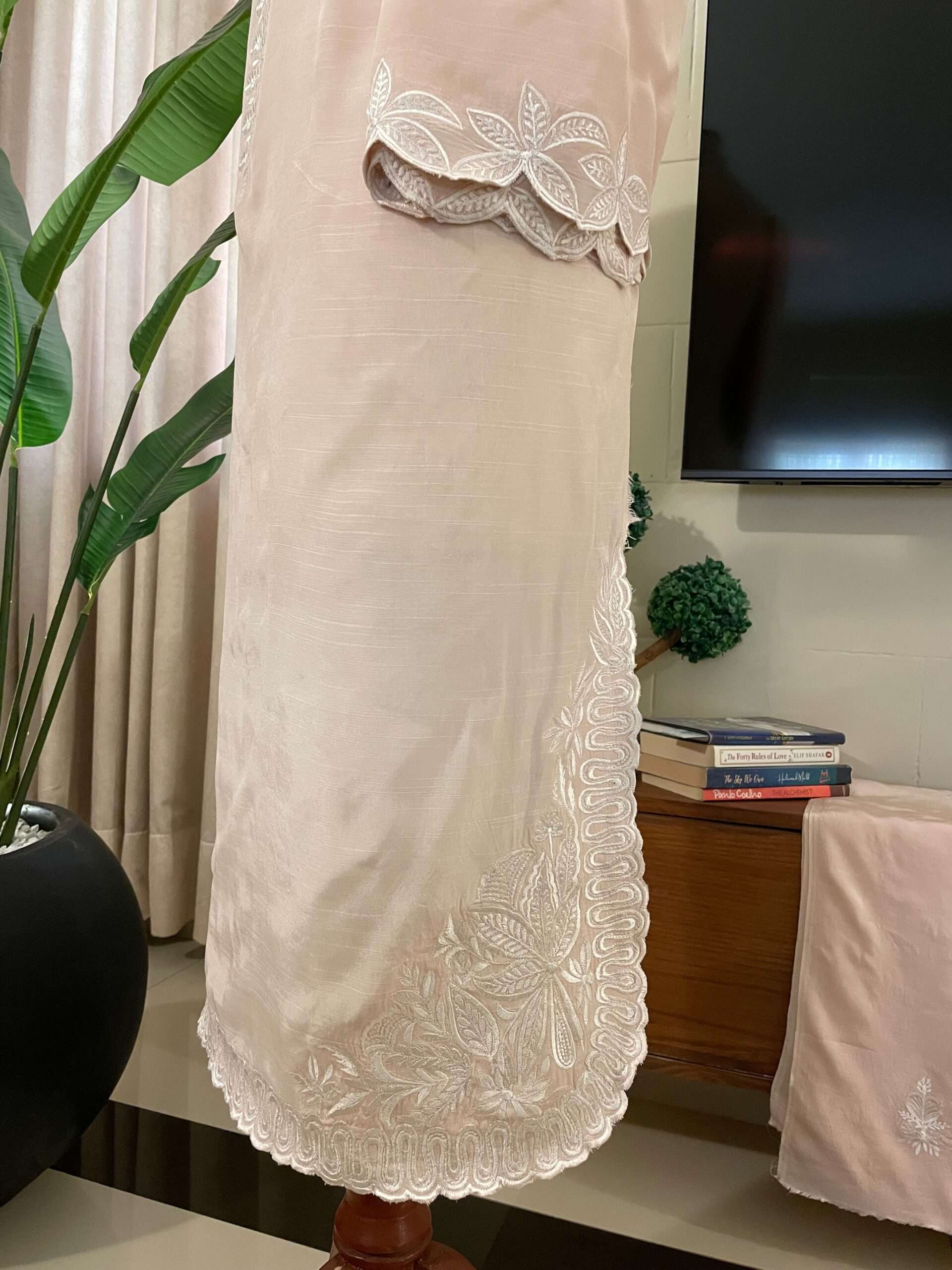 UNSTITCHED EMBROIDERED 3 PIECE SUIT (FD-21) - Image 3