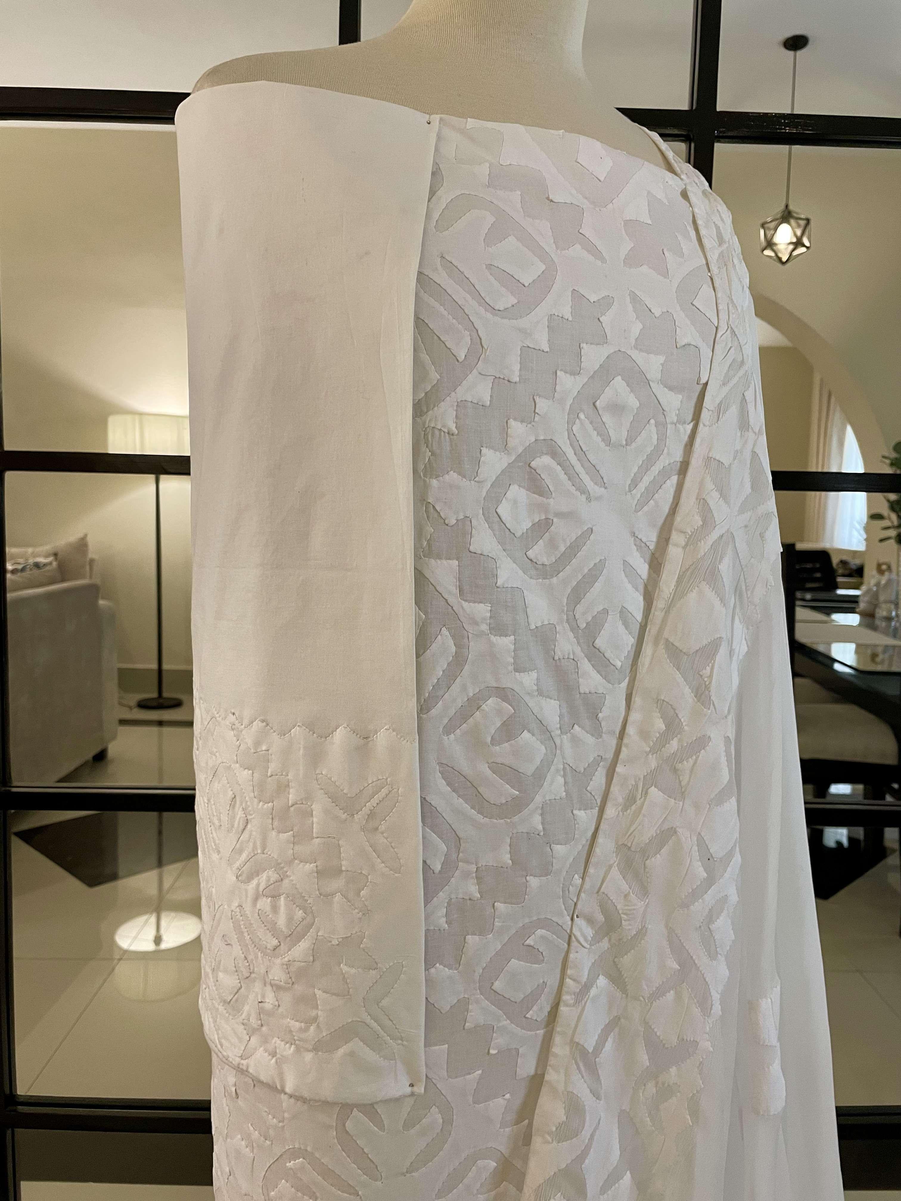 3 PIECE - UNSTITCHED APPLIQUE LAWN COTTON SUIT (AA-01) - Image 4